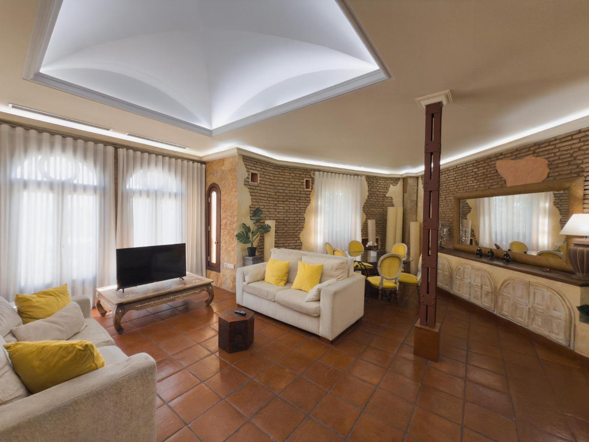 Monkeys Apartments Adriano & Terrace Seville Exterior photo